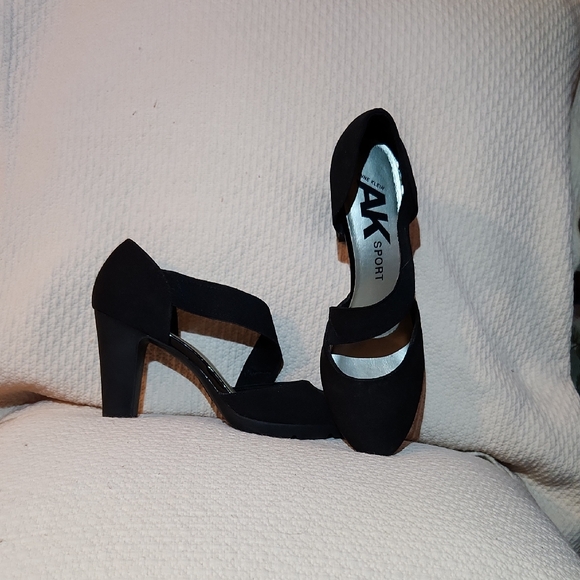 Anne Klein Shoes - Anne Klein Black Cross-Strap Block Heel Pumps